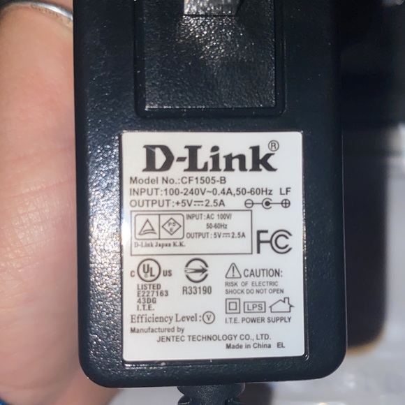 NETGEAR 108 Mbps Wireless Firewall Router WGT624 v3 - Picture 6 of 7